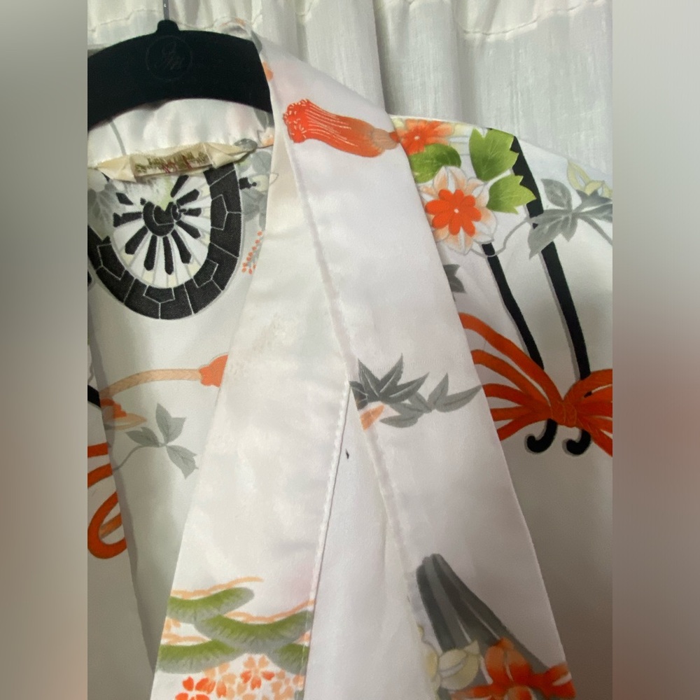 Ichiban Japanese Kimono 👘
Unisex size Medium - Picture 5 of 8